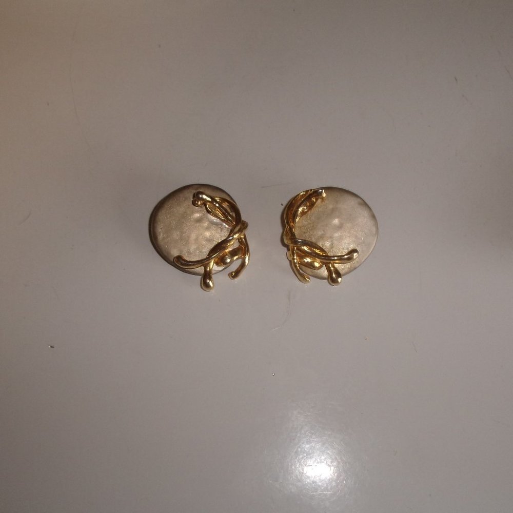 Vintage clip earrings silver gold scroll overlay
